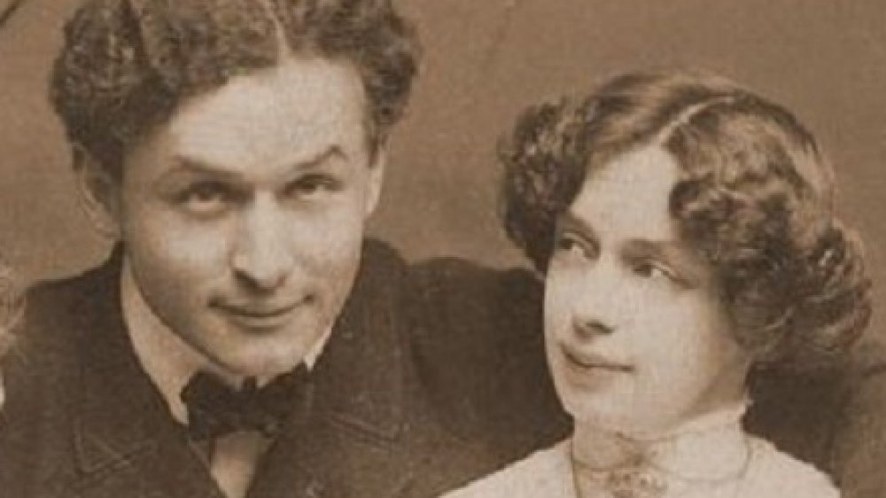 LOVE & DEATH ghost tour for Valentine’s Day